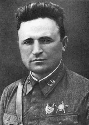 Командир 735го ШАП майор С Е Володин Воронков Владимир Романович гвардии - фото 175