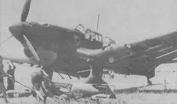 Подготовка Ju 87B1 к боевому вылету Лето 1940 г За апрельмай 1940 г - фото 81