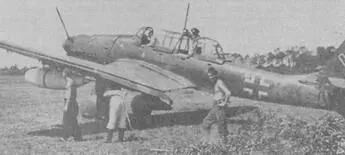 Ju 87B2 из 21 StGl в период Битвы за Англию август 1940 г Пропаганда - фото 83