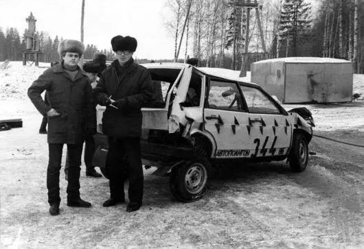 1985 год автополигон ВАЗ2109 после ударов спереди и сзади Испытания на - фото 396