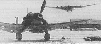 Ju 87D3 в районе Сталинграда Ju 87D5 с 20мм пушками MG 151 Из всех - фото 94