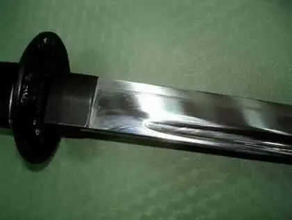 По клинку расплылось сало врага Шнуры оплетки и ножен качественные Цуба - фото 1187