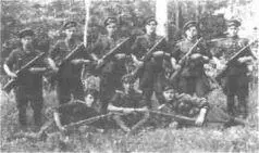 Легендована МГБ боiвка Довбуша 13 липня 1947 р Как откровенно пишет в - фото 9