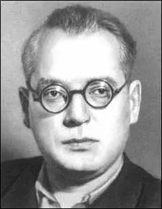 Э Г Казакевич Первое произведение на рус языке повесть Звезда 1947 - фото 274