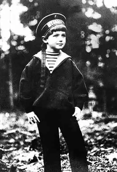 Цесаревич Алексей в морской форме 1909 г Особенно недовольство - фото 215