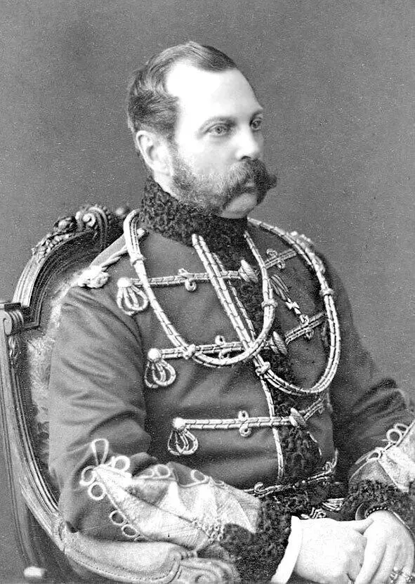 Александр II Большинство же русских восприняли сдачу Севастополя Парижский - фото 54