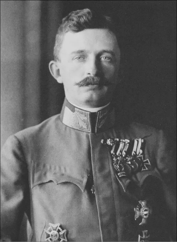 Австровенгерский император Карл I 1917 г Премьерминистр Королевства - фото 16
