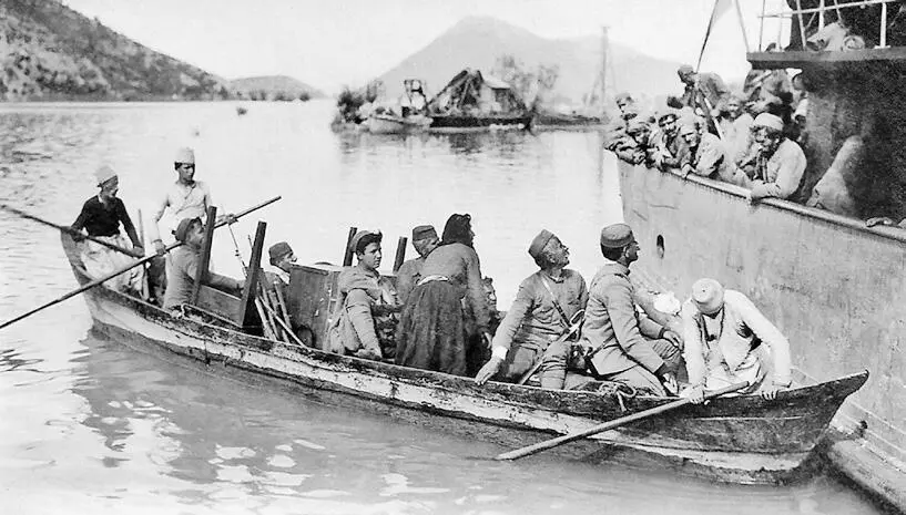 Эвакуация на греческий остров Корфу Керкира 1916 г Сноски 1 Трубецкой - фото 31