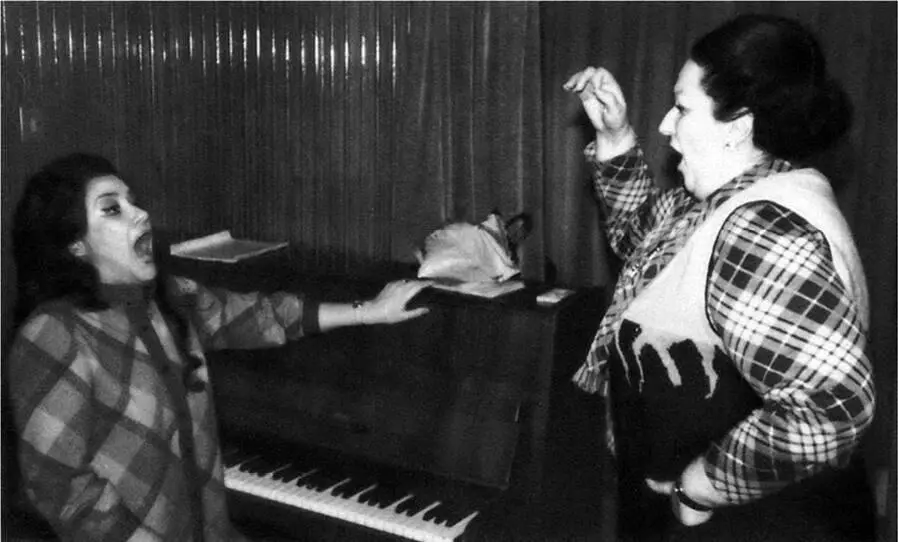 Е Образцова и М Кабалье Репетиция Анны Болейн Ла Скала 1982 Доминго - фото 53