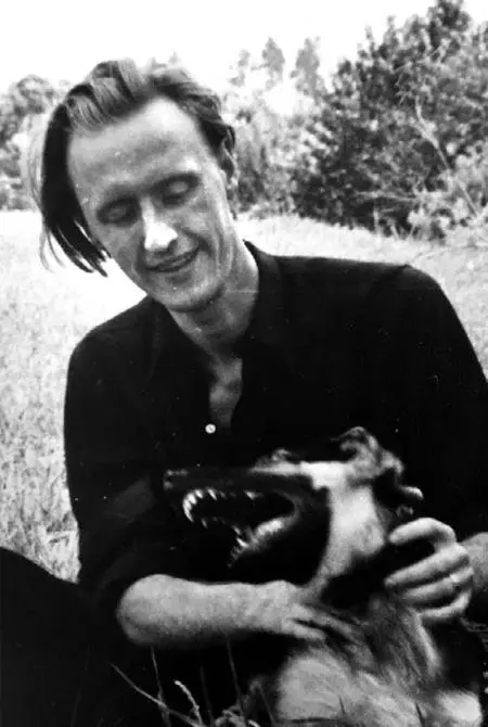 Дмитрий Сеземан после войны Конец 1940х гг Фото из архива ВЭСеземана - фото 8