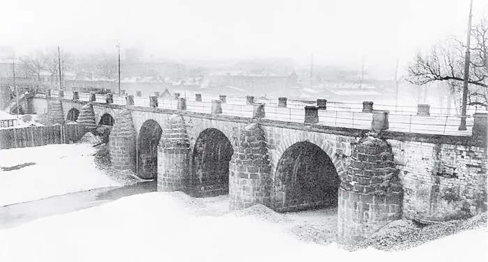 Лефортовский Дворцовый мост Фото 1900х И удивительно Коровий Брод есть - фото 119