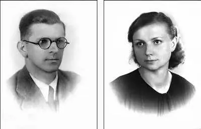 Отец Ежи Занусси и мама Ванда Занусси И остались в Кракове Нет - фото 2