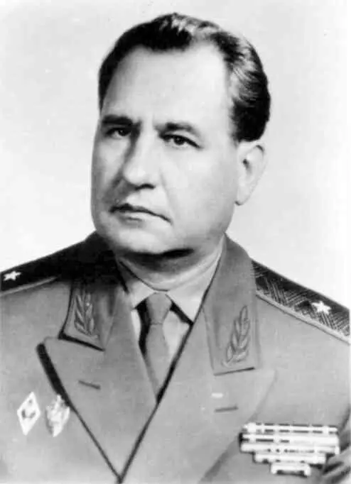 Будапешт 1964 год Генералмайор ЛГ Иванов начальник Особого отдела по - фото 51