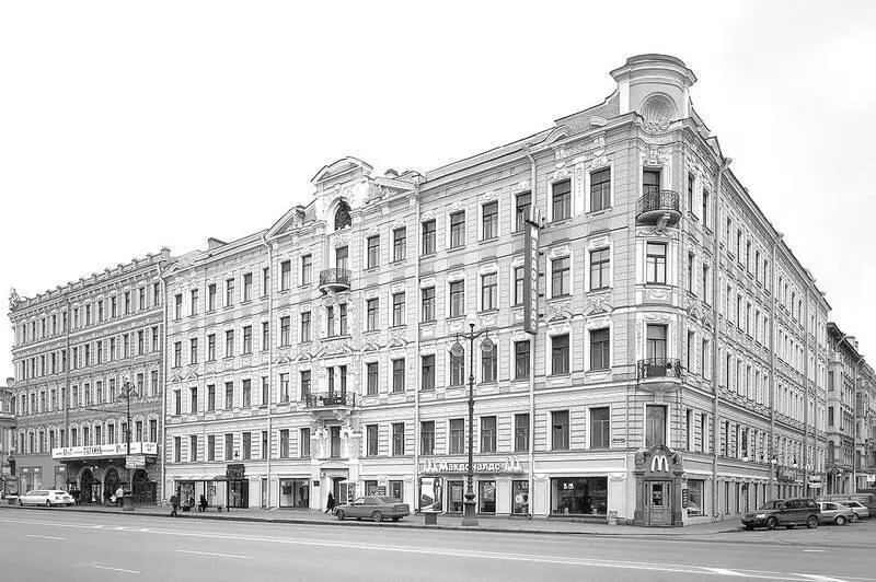 Невский пр 45 Фото 2004 г Между тем сохранилась любопытная легенда о - фото 90