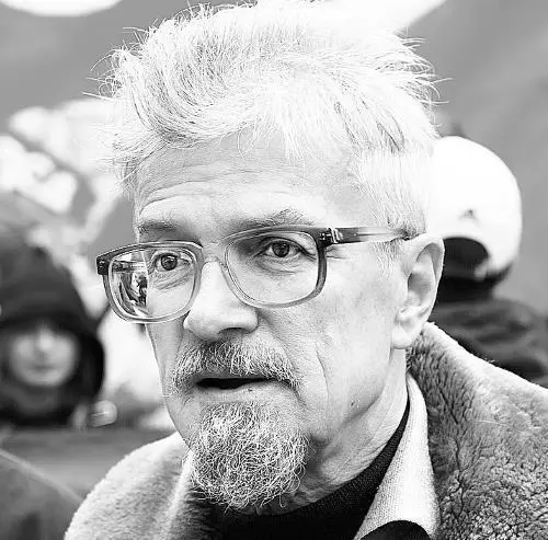 Поэт прозаик политик Эдуард Лимонов Кем только не был Лимонов в прошлом - фото 121