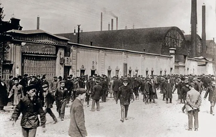 Беспорядки в Петербурге Июль 1914 года Ни в одном из правительств и - фото 128