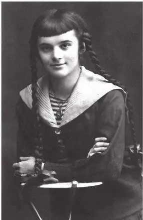 Ирина Горяинова 1900е И вернемся к основной линии истории В мае 1916 года - фото 101