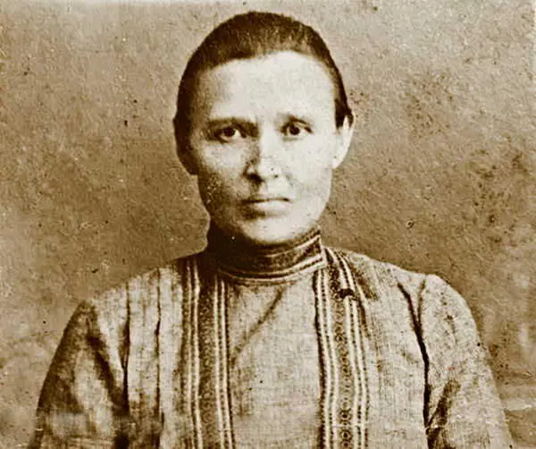 Ксения Поликарповна Алёхина Всего у Митрофана и Ксении Алёхиных было пятеро - фото 139