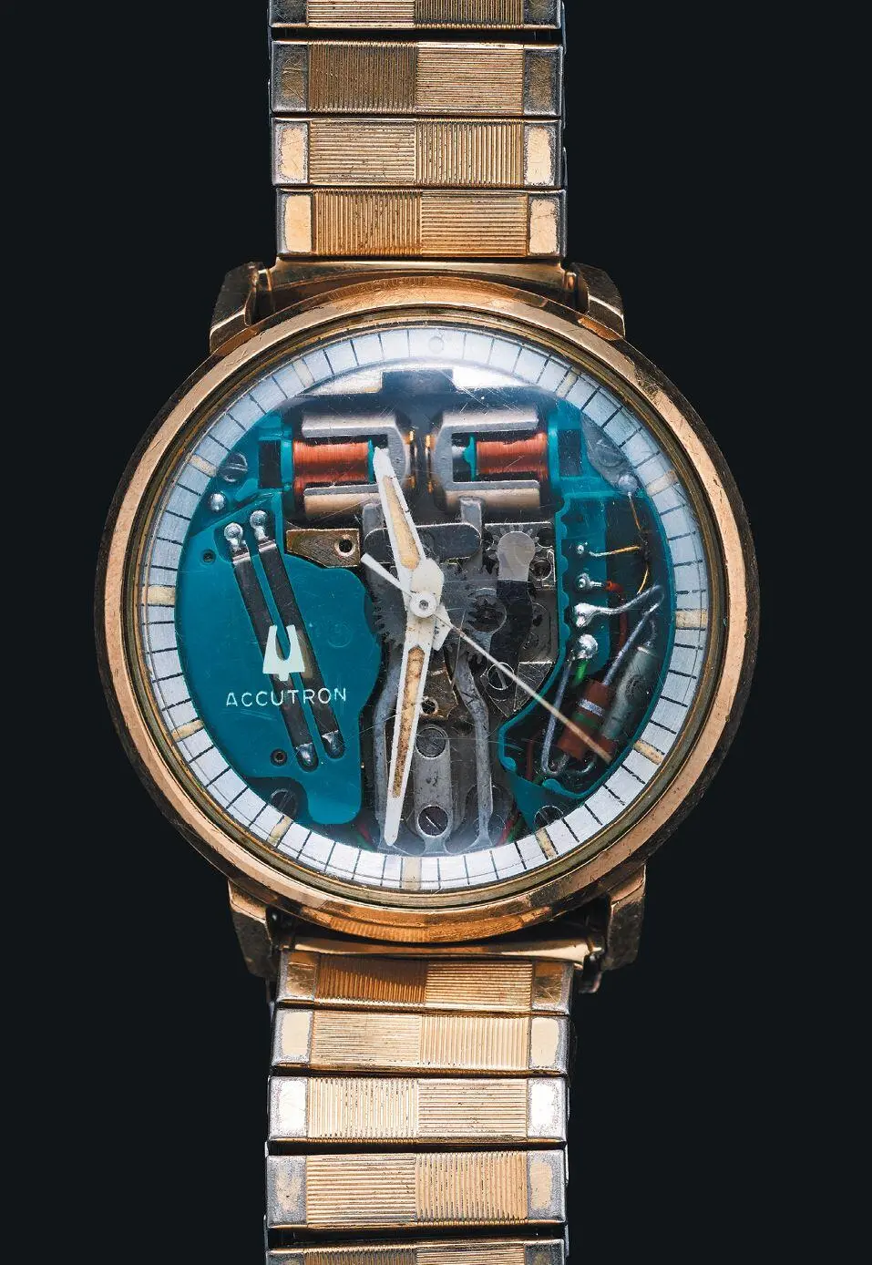 BULOVA ACCUTRON SPACEVIEW В детстве я больше всего любил делать круги из - фото 59
