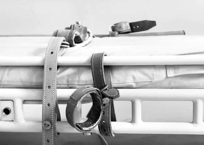 Псевдопациенты принявшие участие в эксперименте Розенхана рассказали о том - фото 167