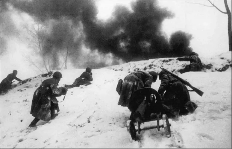 Пехота атакует Декабрь 1941 г Диверсанты на задании Примечания 1 На - фото 30
