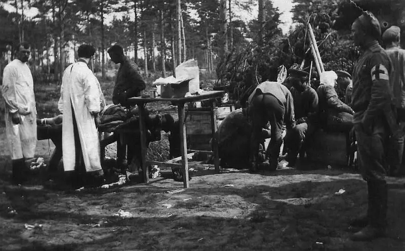 Первая мировая война Оказание первой медицинской помощи на передовой З Г - фото 23