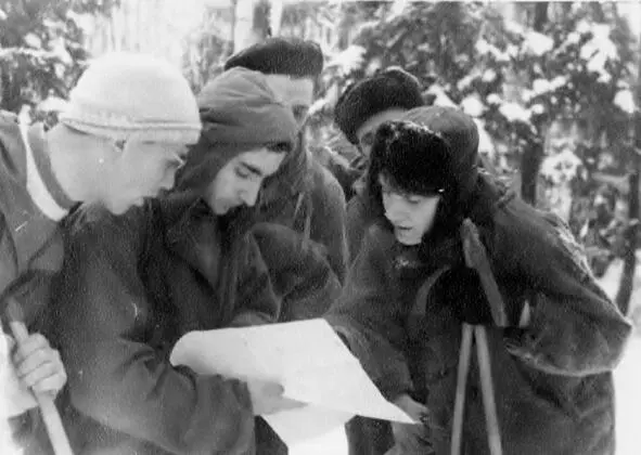 196102 Подмосковье Выбор пути при выходе из Долгопрудного Леонид Лазутин - фото 45