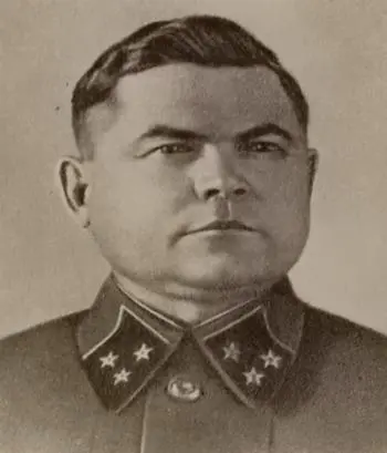 Генераллейтенант Н Ф Ватутин начальник штаба СевероЗападного фронта 1941 - фото 4