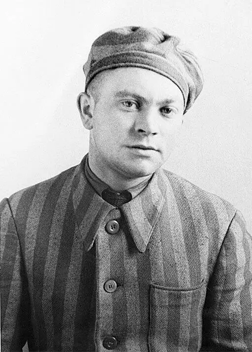 Генрих Мандельбаум 1945 г Марсель Наджари Учетная карточка М Наджари - фото 85