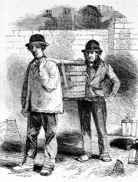 Рис 38 Ассенизаторы за работой 1861 г London Labour and the London Poor - фото 37