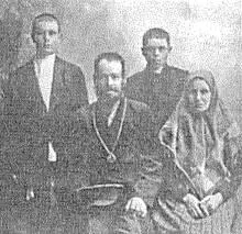 Савватей Каменщиков с семьёй Жили все Каменщиковы тихо и спокойно никаких - фото 9