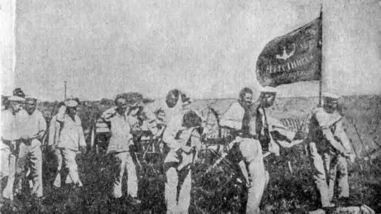 Курсанты школы помогают кубанцам убирать урожай 1933 год Отличники - фото 27