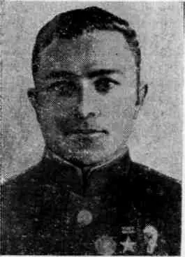 Герой Советского Союза Яков Матвеевич Иванов 17 ноября 1941 года он преградил - фото 41