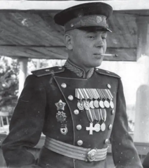 Василий Иосифович Сталин Город Владимир 200 км от Москвы Вечер 4 января - фото 7