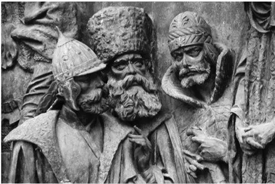 Князь МИ Воротынский на памятнике 1000летие России Перед страшной угрозой - фото 18