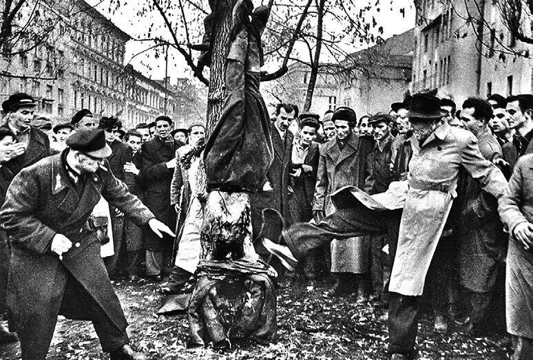 Расправа над авошем на улицах Будапешта Или над случайным обывателем - фото 60