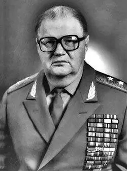 В А Кирпиченко Родился в Курске Окончил среднюю школу После начала Великой - фото 91