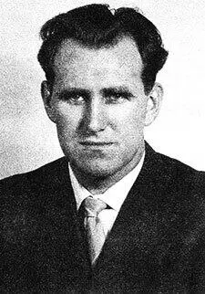 Генрик Соколяк Родился в г Горай Люблинское воеводство Наст фамилия - фото 126