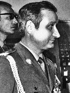 Юзеф Осек В органах безопасности ПНР с 1 октября 1953 г Работал в разведке - фото 127