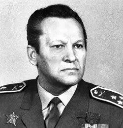 Честмир Подземный До войны учился в коммерческой академии В 19441945 гг - фото 133