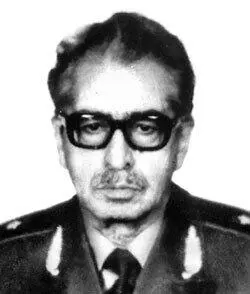 И П Гусейнов Родился в с Балаханы близ Баку в семье инженеранефтяника с - фото 164