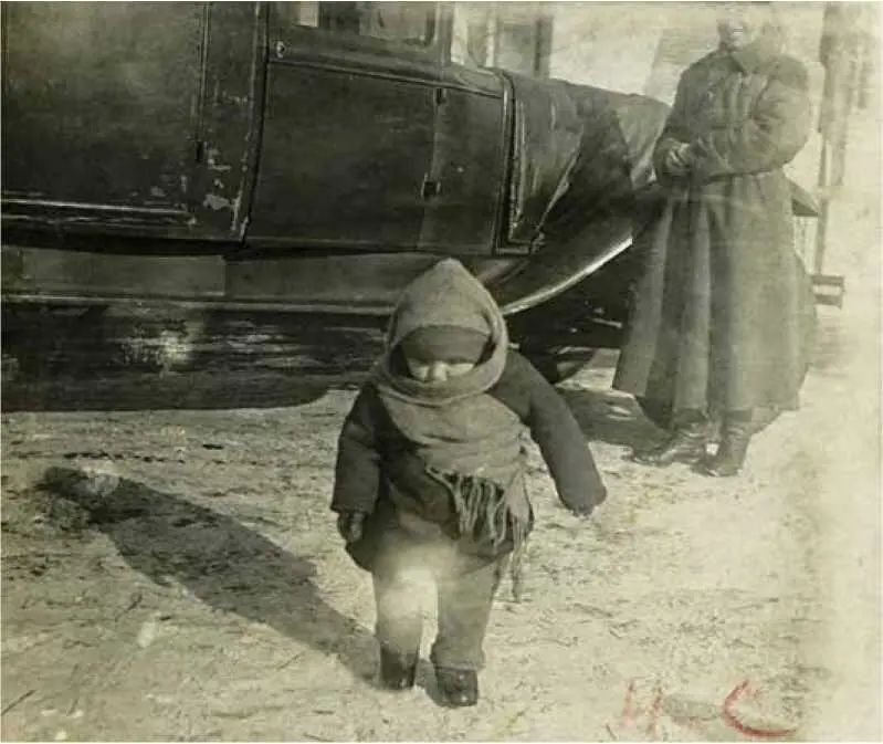 1934 1941 С БРАТОМ - фото 9