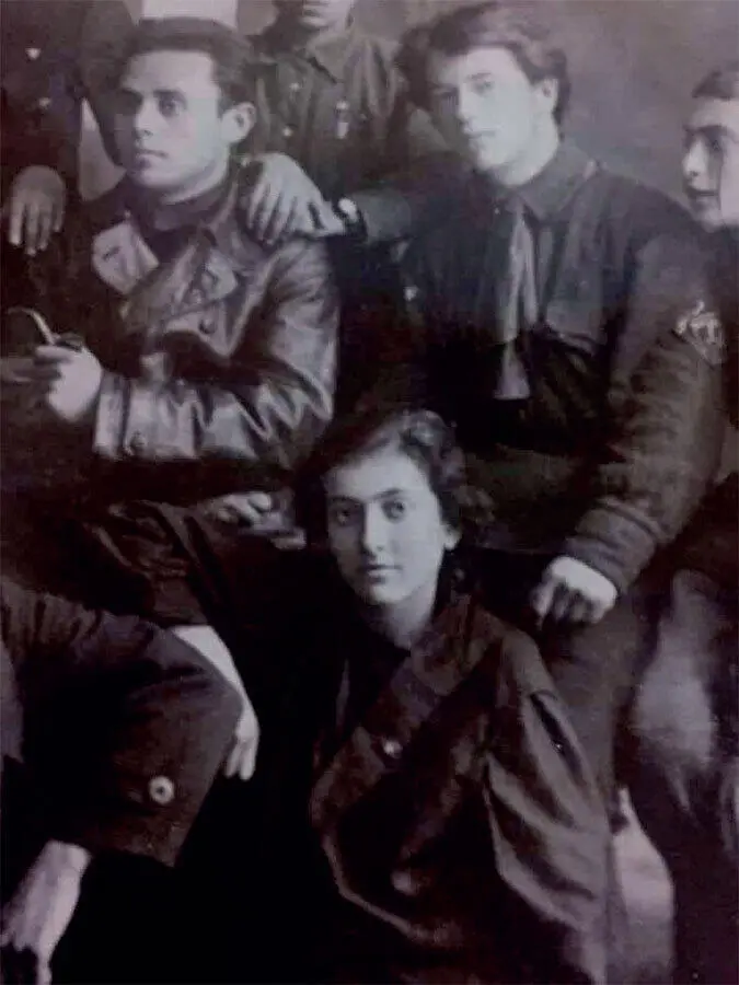 Мария Викторовна Нанейшвили 1925 год Пермь Жена Косарева А В Залман - фото 13