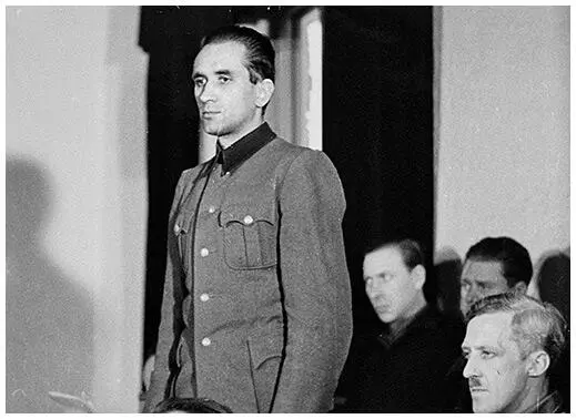 Фридрих Энтресс Ок 1946 года Предоставлено Мемориальным музеем холокоста - фото 96