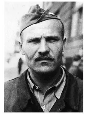 Леон Новаковский Ок 1944 года Предоставлено Музеем Варшавского восстания - фото 123