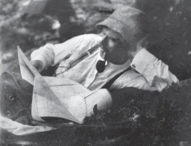 Во врем пешей прогулки в окрестностях горы Зентис Сентябрь 1918 года Герман - фото 52