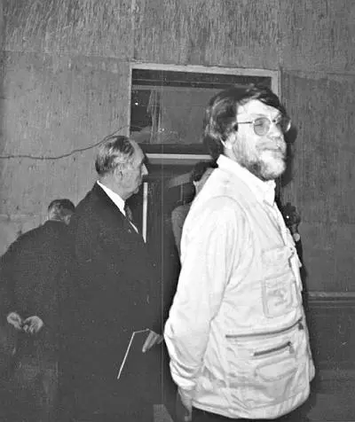 Михаил Владимирович Степанов Одним из способов всенародного сбора средств на - фото 92