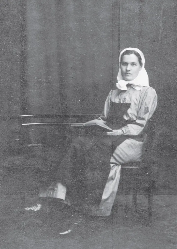 Беннигсен Ксения Павловна сестра милосердия 1915 г Беннигсены Адам и - фото 19