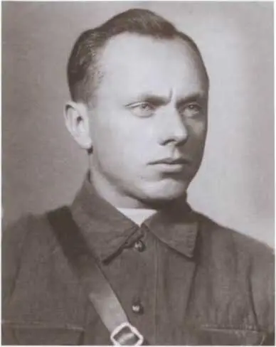 Алексей Николаевич Ботян Октябрь 1941 г Виктор Александрович Карасёв - фото 23