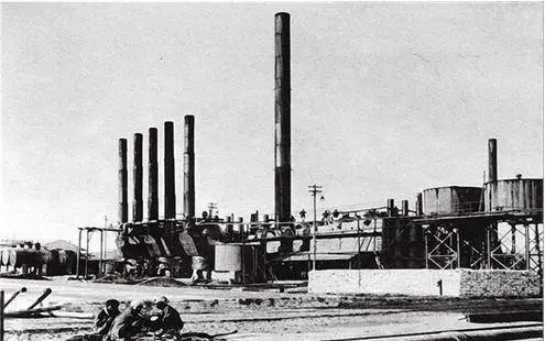 Нефтеперерабатывающий завод в Абадане Иран 1920е Iranian Historical - фото 334